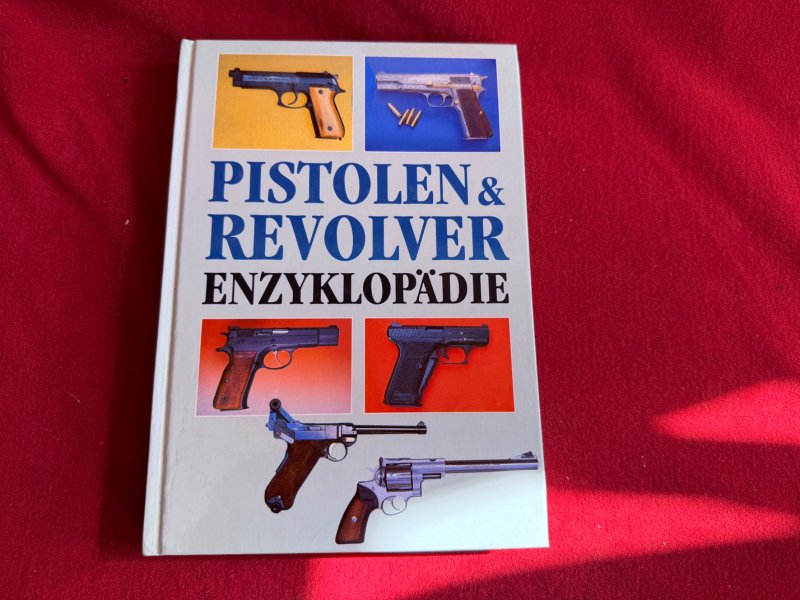 Pistolen & Revolver Enzyklopädie 271 Seiten, sehr Guter Zustand – Bild 1