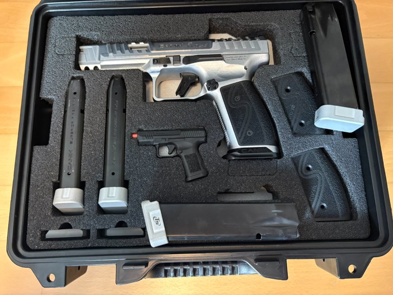Canik SFx Rival-S Chrome mit viel Zubehör – Bild 1