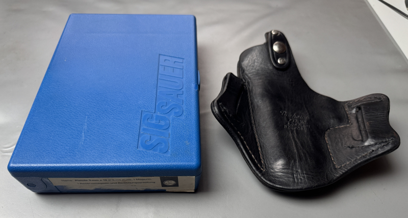 Sig Sauer P6 (225) Box blau inkl. Anleitung Magazin & Bucheimer Pancake Holster Polizei Hamburg rar! – Bild 2