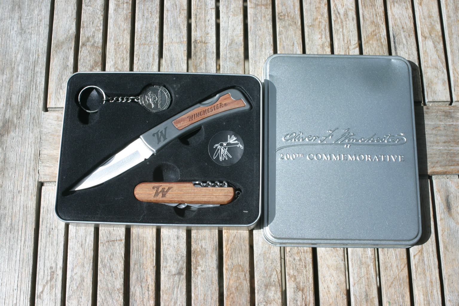 Sammlermesser Winchester Commemorative in Blechbox – Bild 1
