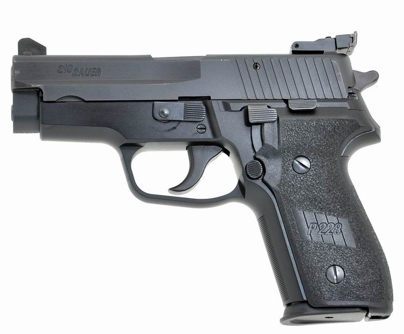 SIG Sauer 228 – obrázek 1