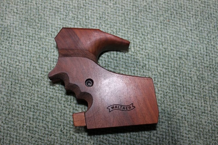 Walther LP-400 Griff S rechts – Bild 2