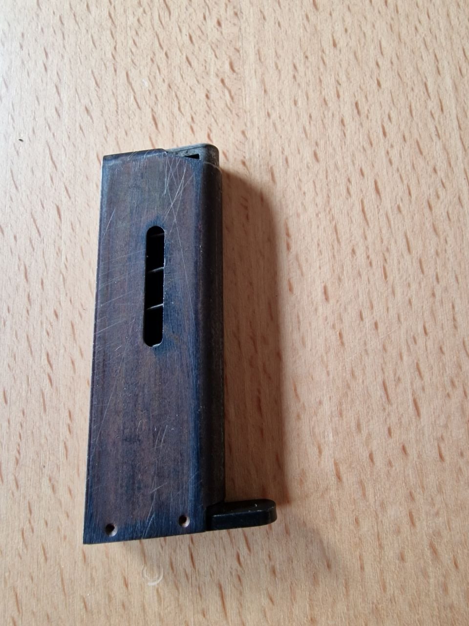 Magazin für Schreckschusspistole Reck P6 oder P10, Kal. 8 mm – Bild 1