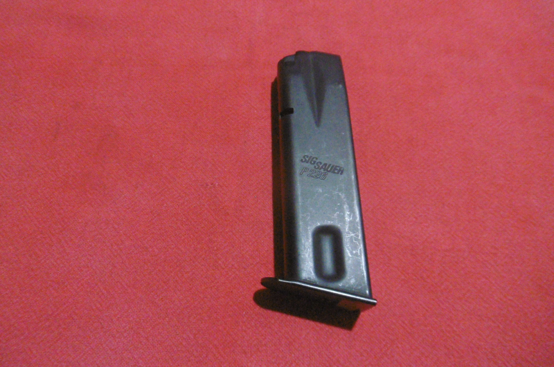 MAGAZIN SIG SAUER P226 KALIBER 9 – Bild 1