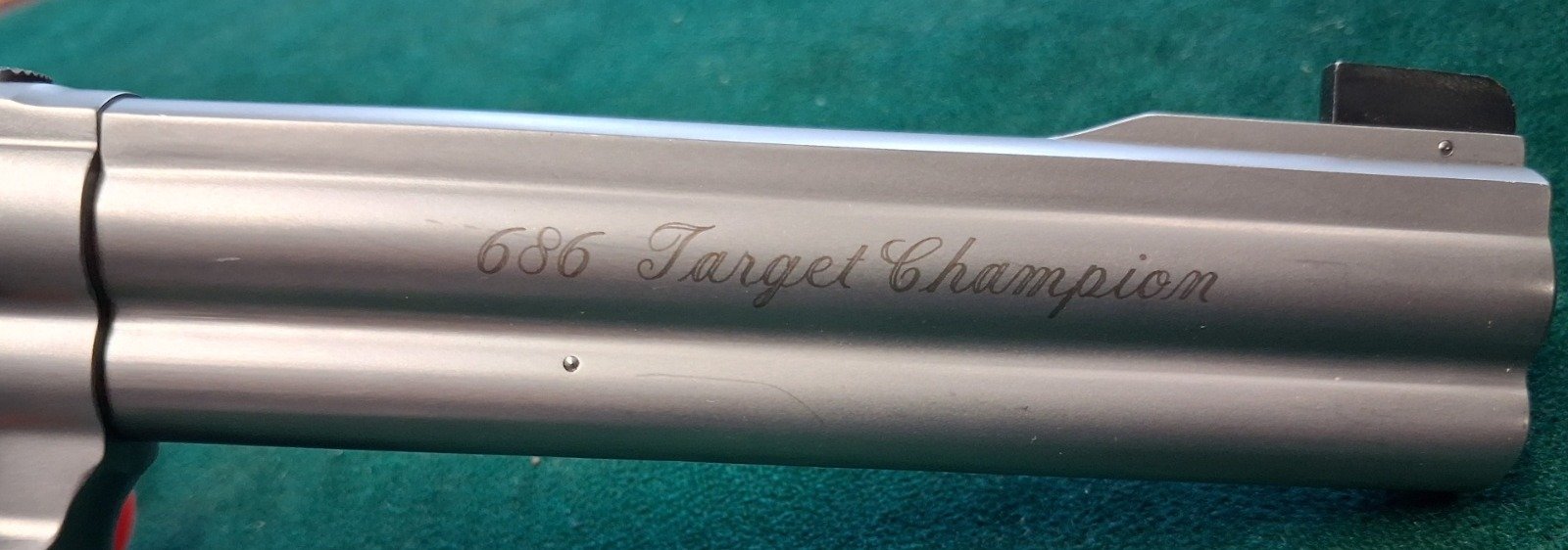 Smith & Wesson Model 686 Target Champion – imaginea 3