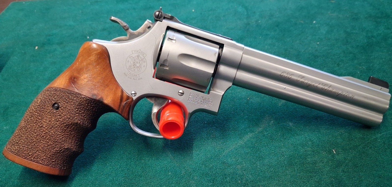 Smith & Wesson Model 686 Target Champion – imaginea 2