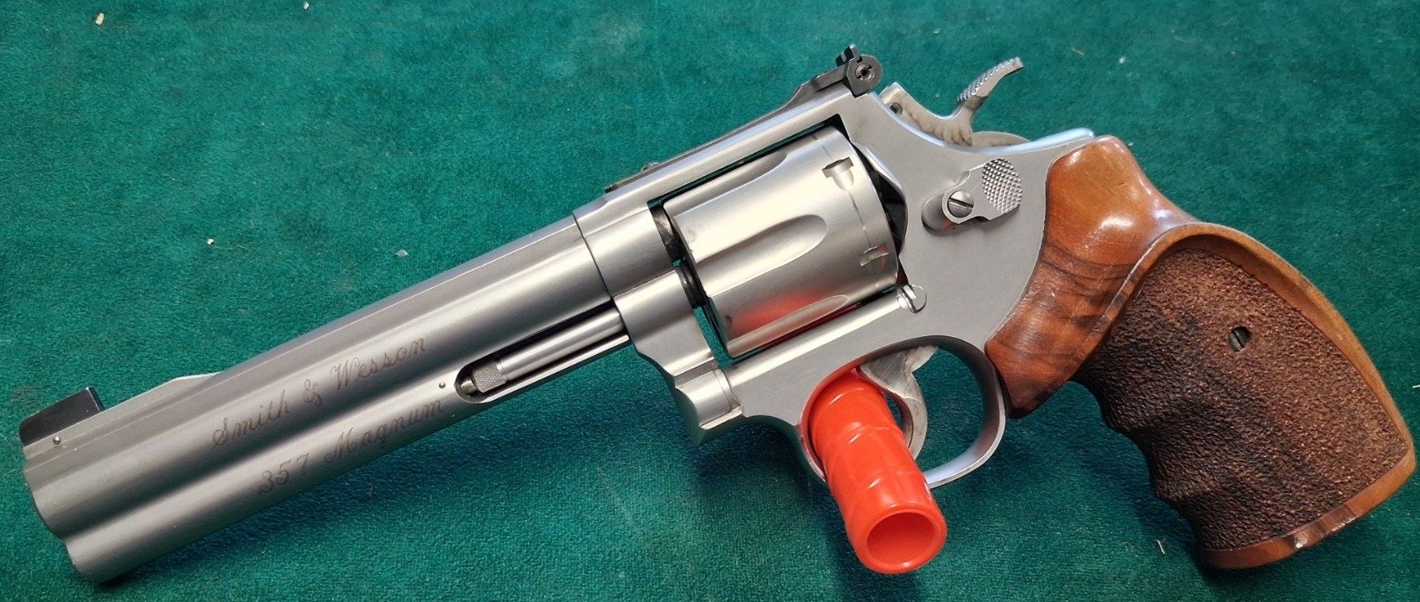 Smith & Wesson Model 686 Target Champion – imaginea 1