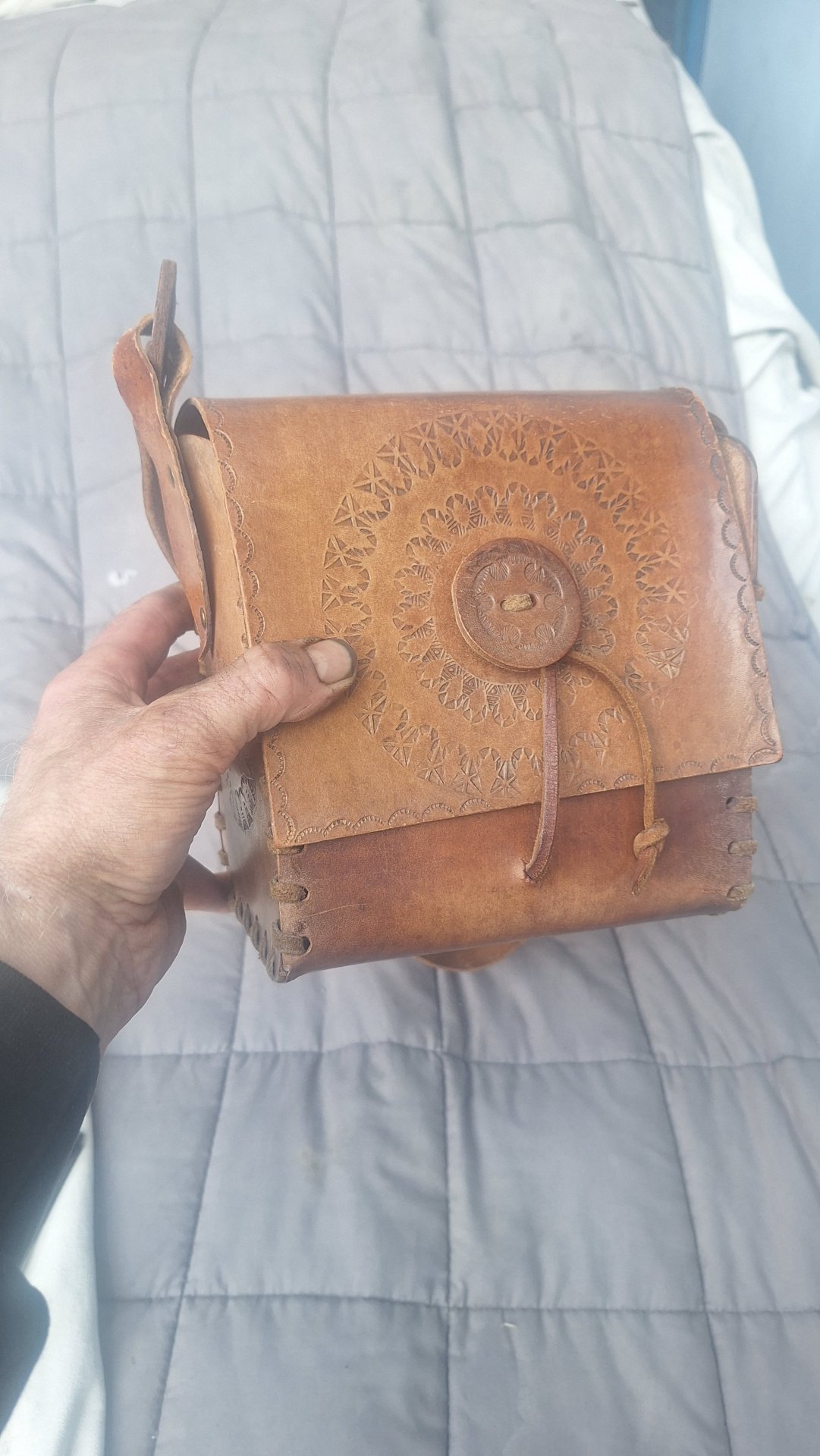 Indianer,Ledertasche, fast ganz aus Leder – Bild 1