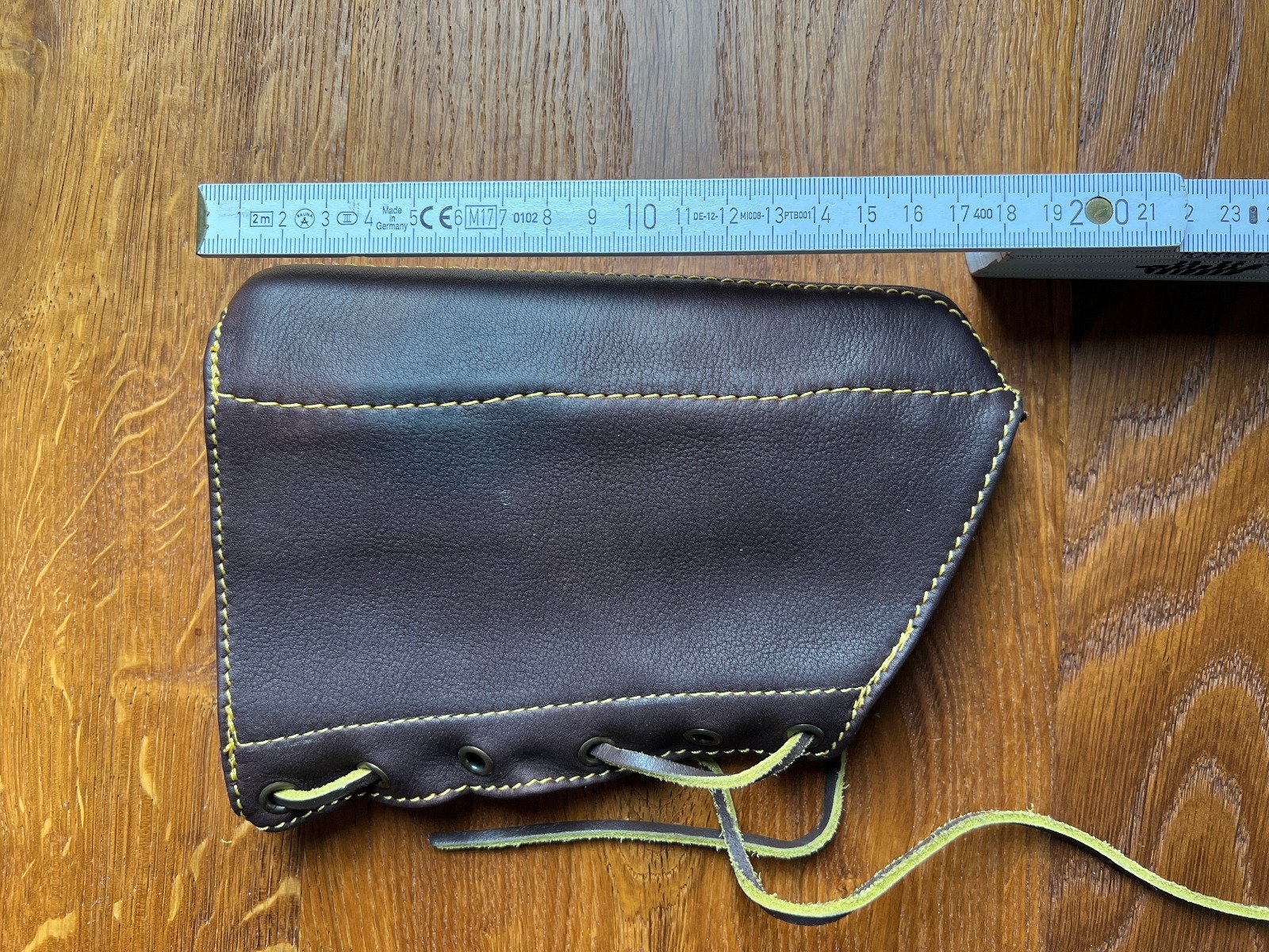 Schafterhöhung aus Leder – slika 1