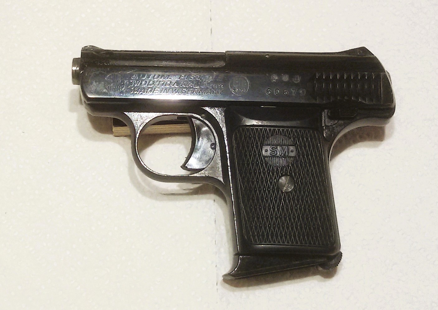 Pistole Rhöner SM Mod. 110A Kal. 8 mm Art.Nr.: 26-273 – Bild 1