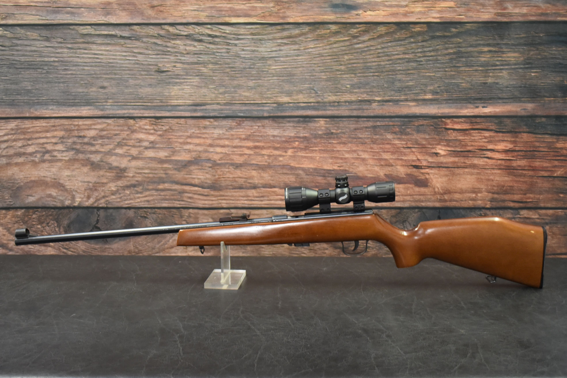 Repetierbüchse Voere Kal. .22lr inkl. Zielfernrohr – Bild 1
