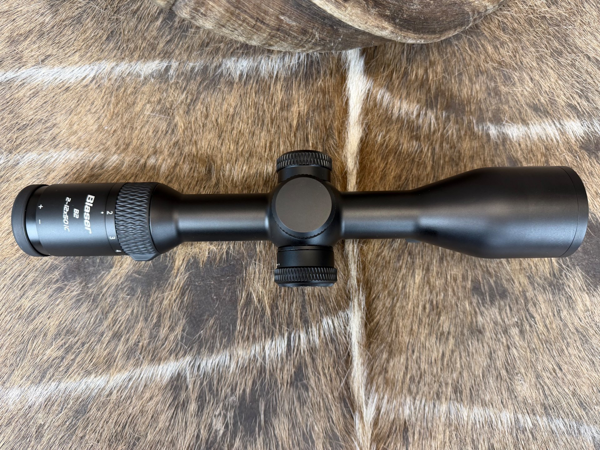 Gebrauchtware Zielfernrohr Blaser B2 2-12x50iC inkl. Blaser Sattelmontage WAFFEN FLÜHR ANSBACH – Bild 2