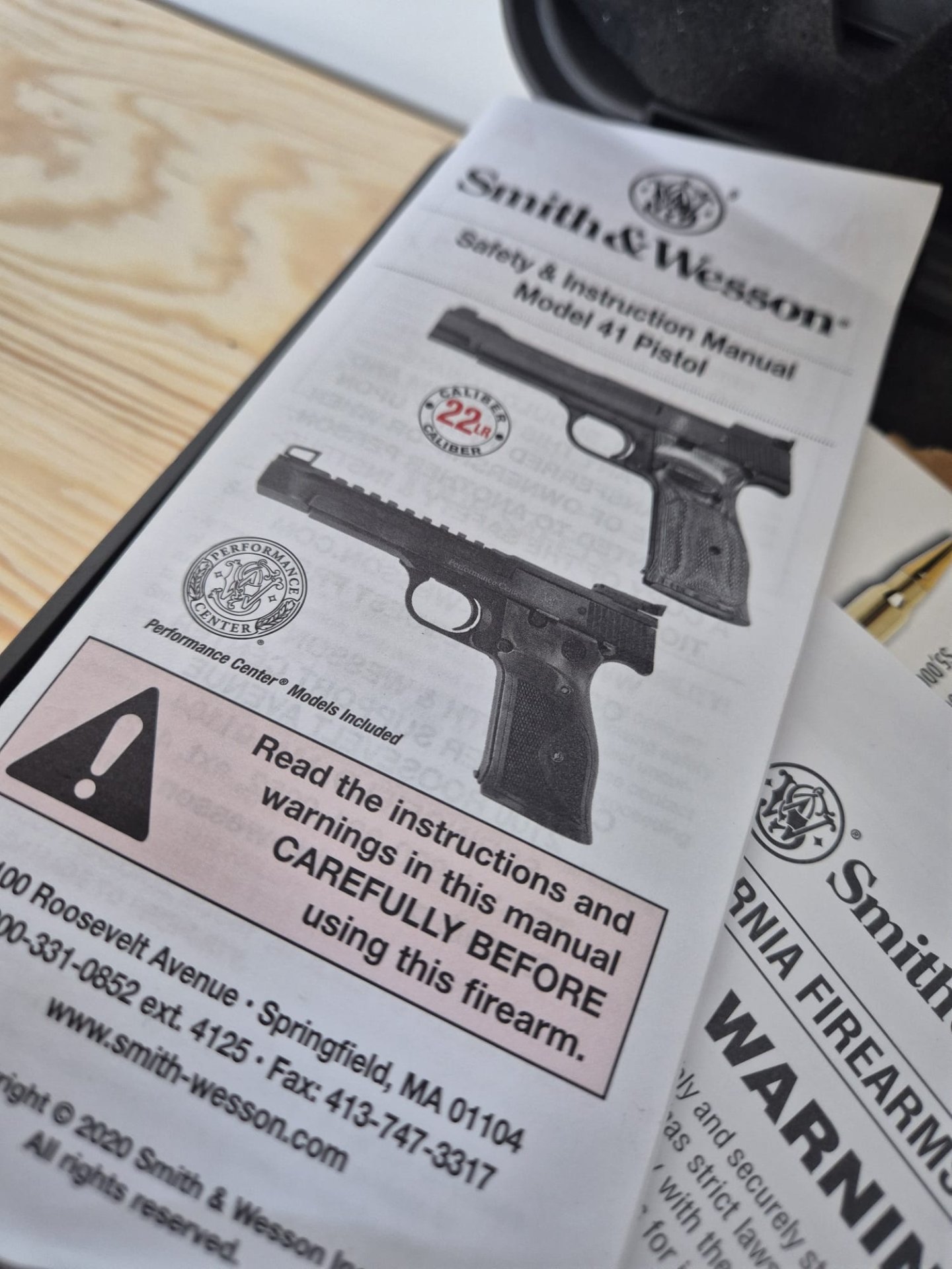 Smith & Wesson Model 41 Performance Center – slika 4