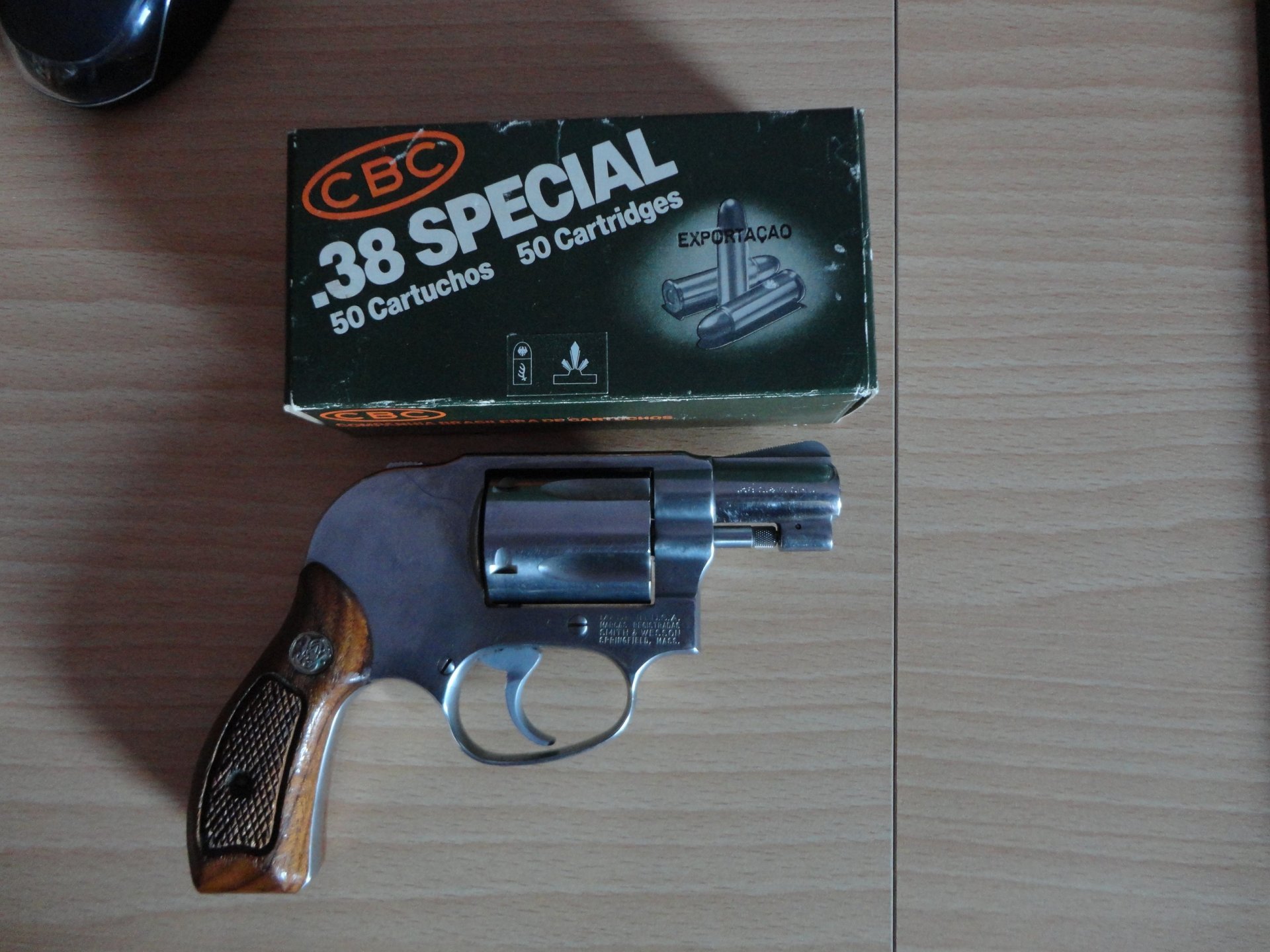 Revolver 38 Spezial mit Munition – Bild 1