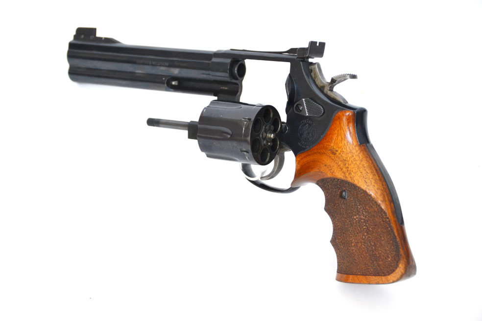 Revolver Smith & Wesson Modell 586-4, Kaliber .357Magnum, Weaverschiene, Koffer – Bild 4