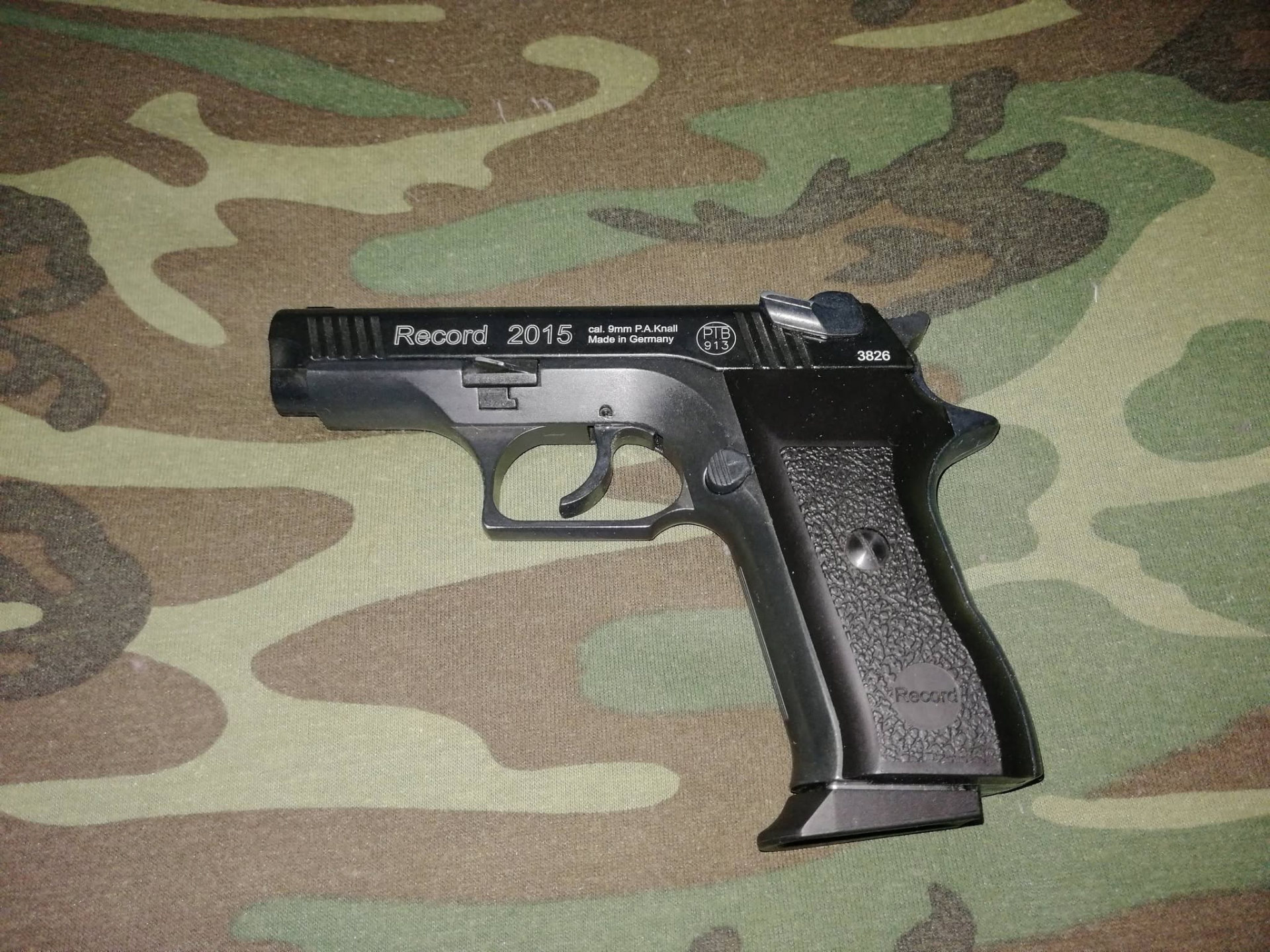 Record 2015 9 mm P.A.K.! – pilt 2