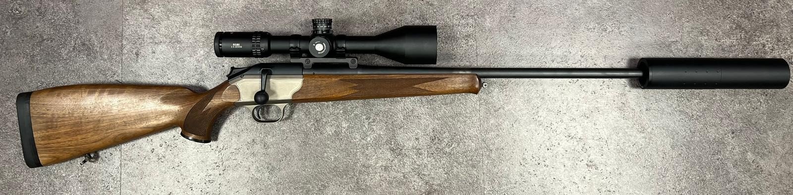 Blaser R93, Kal.357 H&H inkl. ZF Django Optics RS8i 2,5-20x56 und S.I.W. OBK Schalldämpfer – Bild 1