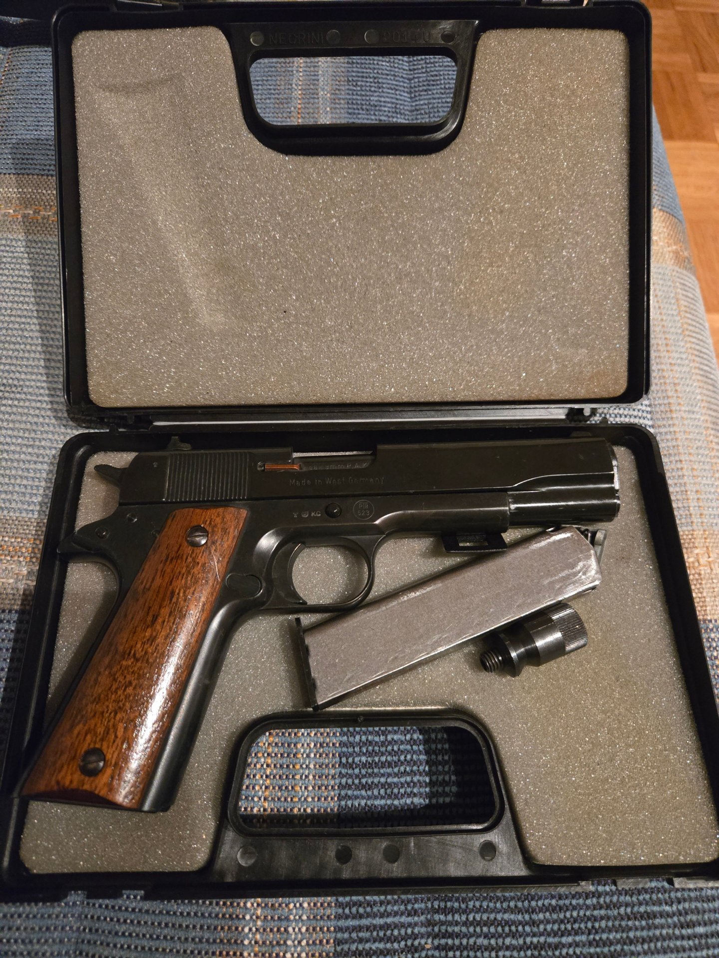 Reck Government 9mm knall – Bild 5