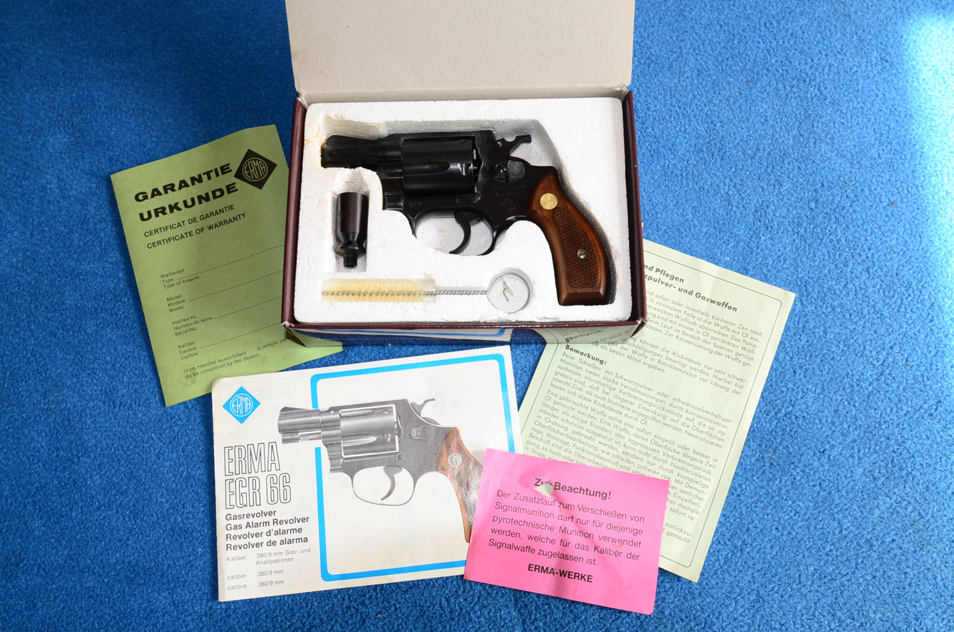 SCHRECKSCHUSS REVOLVER ERMA EGR 66 9mm IN ORIGINAL KARTON – Bild 1