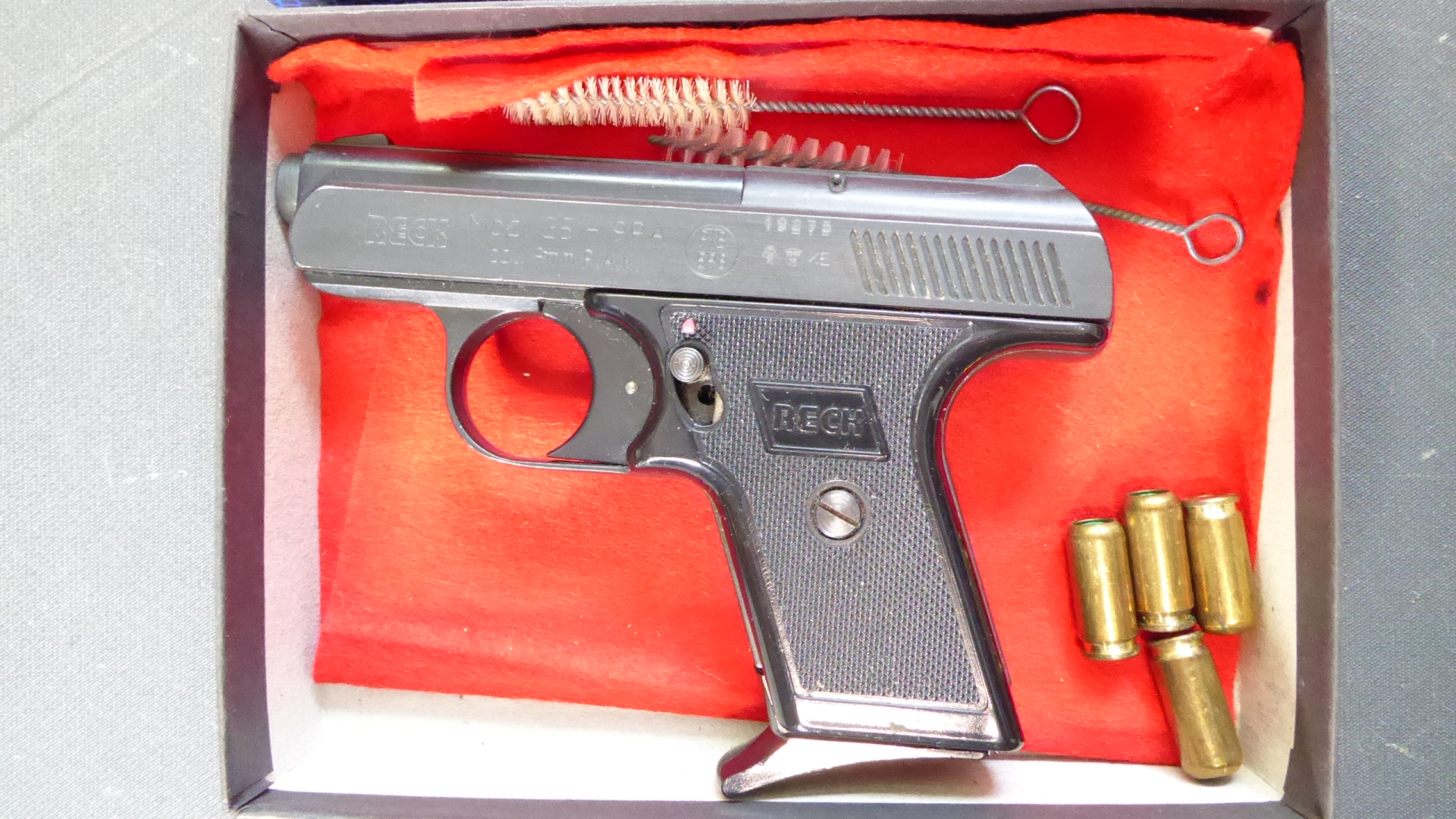 Ältere Schreckschuss Pistole von RECK Mod. G5 Kal. 9 mm PA, PTB Nr. 598 im Karton – Bild 1