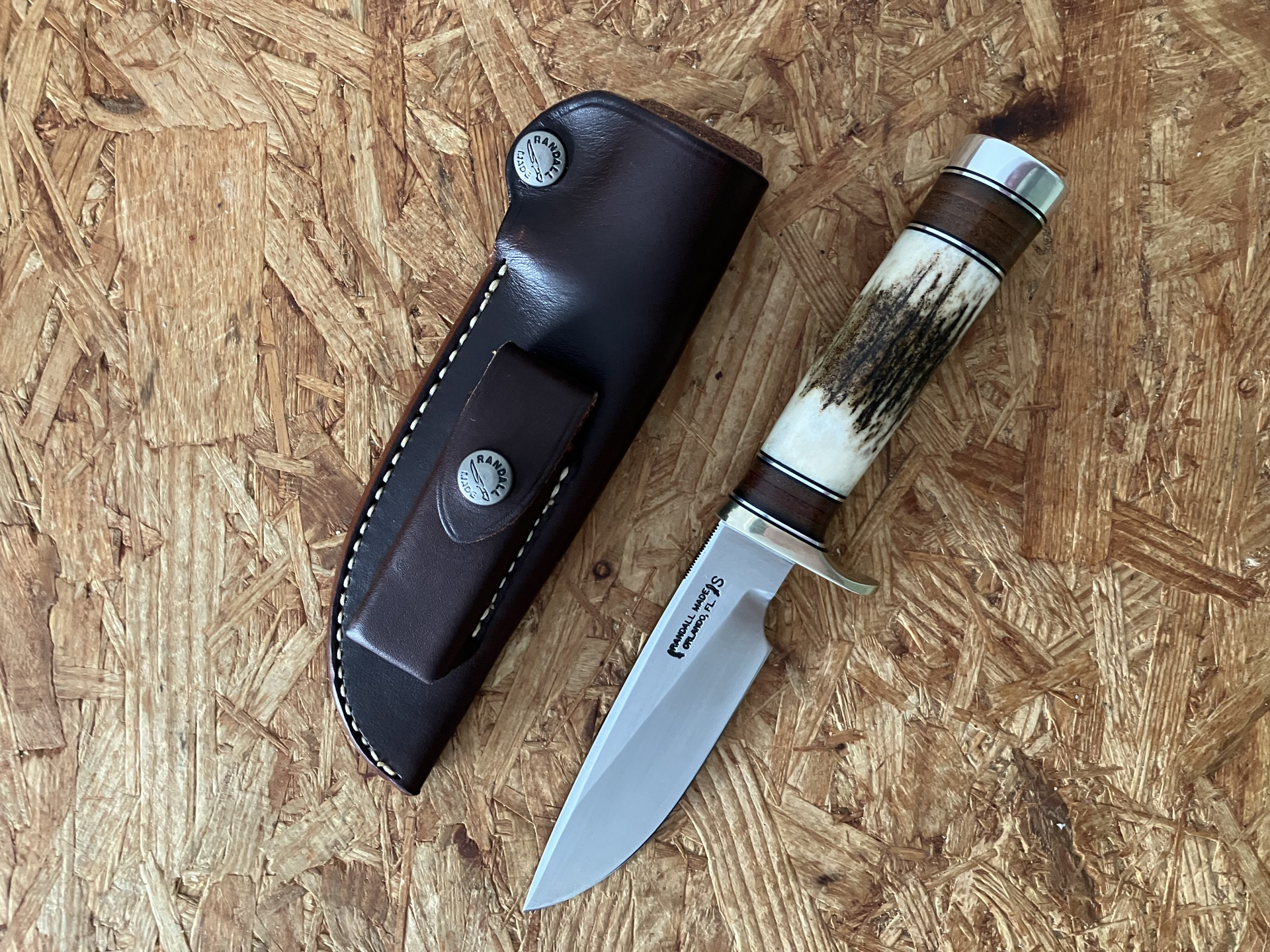 Randall Made Modell 25 Trapper – Bild 1