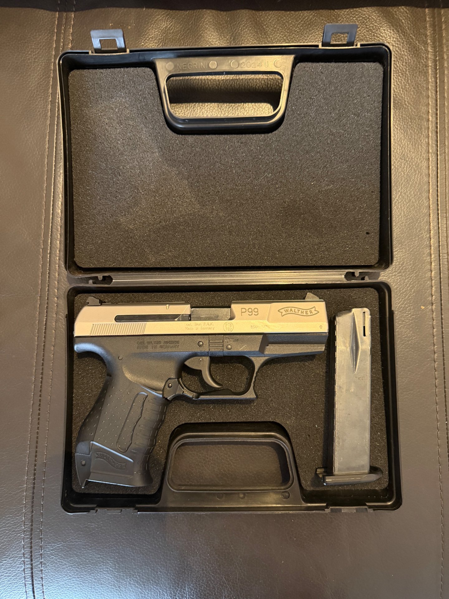 Walther P99 Schreckschuss Pistole 9mm P.A. bicolor vernickelt – Bild 1