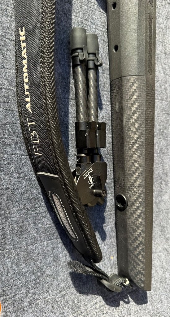 FBT Carbonschaft Superergo Blaser R8 rechts Dragonskin Komplettierung Atzl Abzug – Bild 3