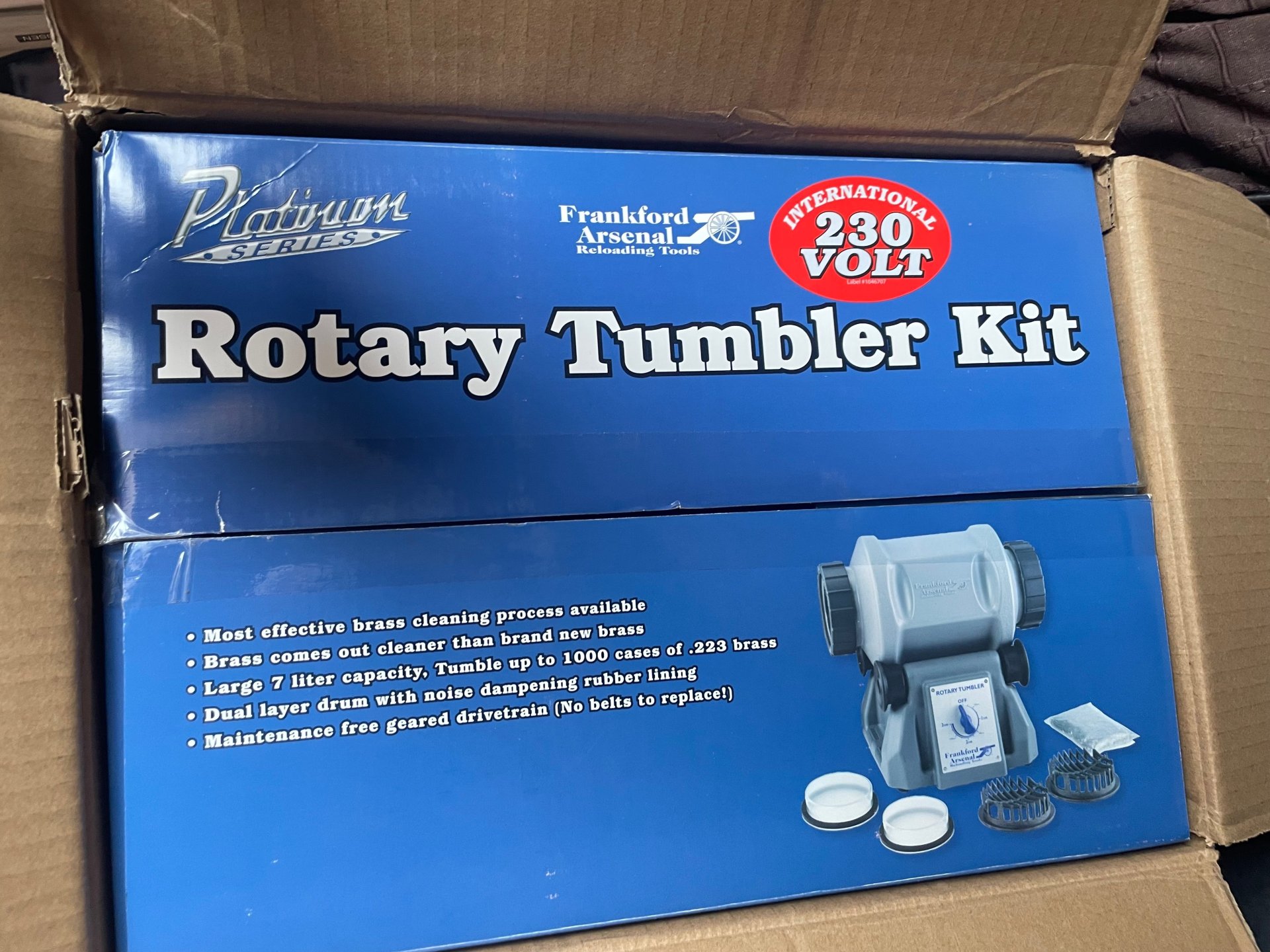 NEUWERTIG RCBS Presse + Sinclair Trimmer+ Concentrici Gauge+ Tumbler + Zubehör, Hülsen und Geschosse – Bild 3