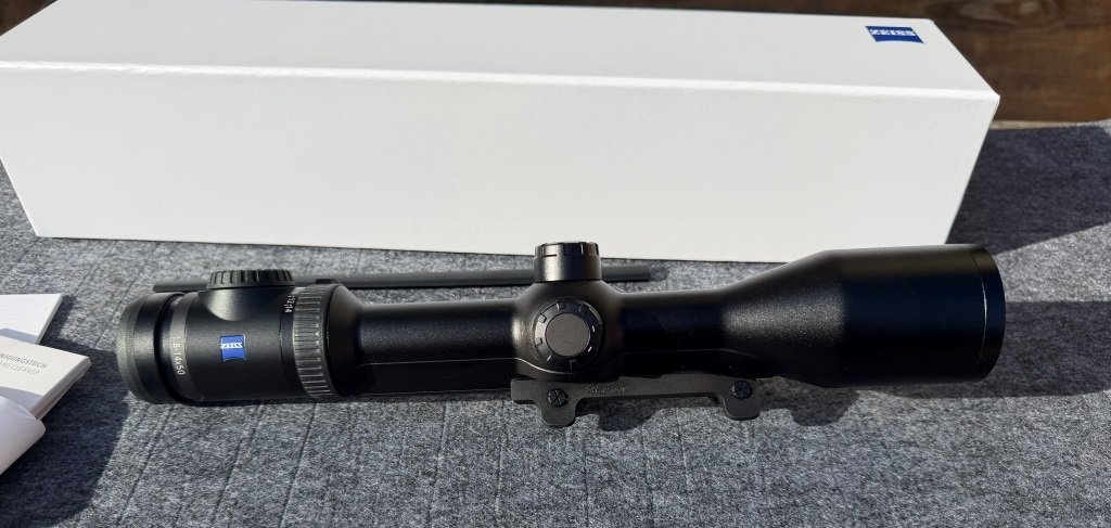 Zielfernrohr Zeiss V8 1,8-14 x 50 M Abs. 60 mit Blaser Sattelmontage neuwertig neuestes Modell – Bild 4
