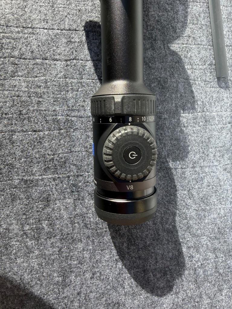 Zielfernrohr Zeiss V8 1,8-14 x 50 M Abs. 60 mit Blaser Sattelmontage neuwertig neuestes Modell – Bild 3