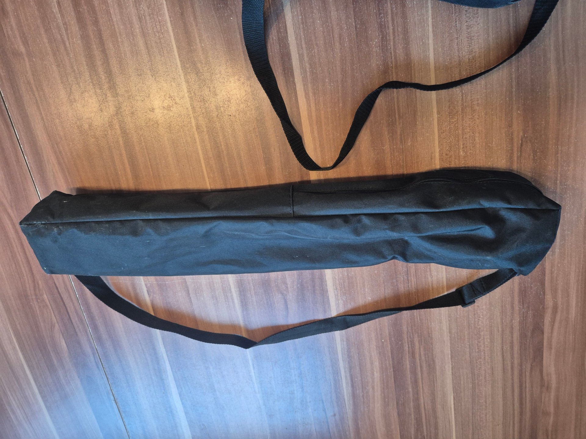 AURIOL Spektiv 20–60 × 60 mit Stativ und Taschen – Bild 2