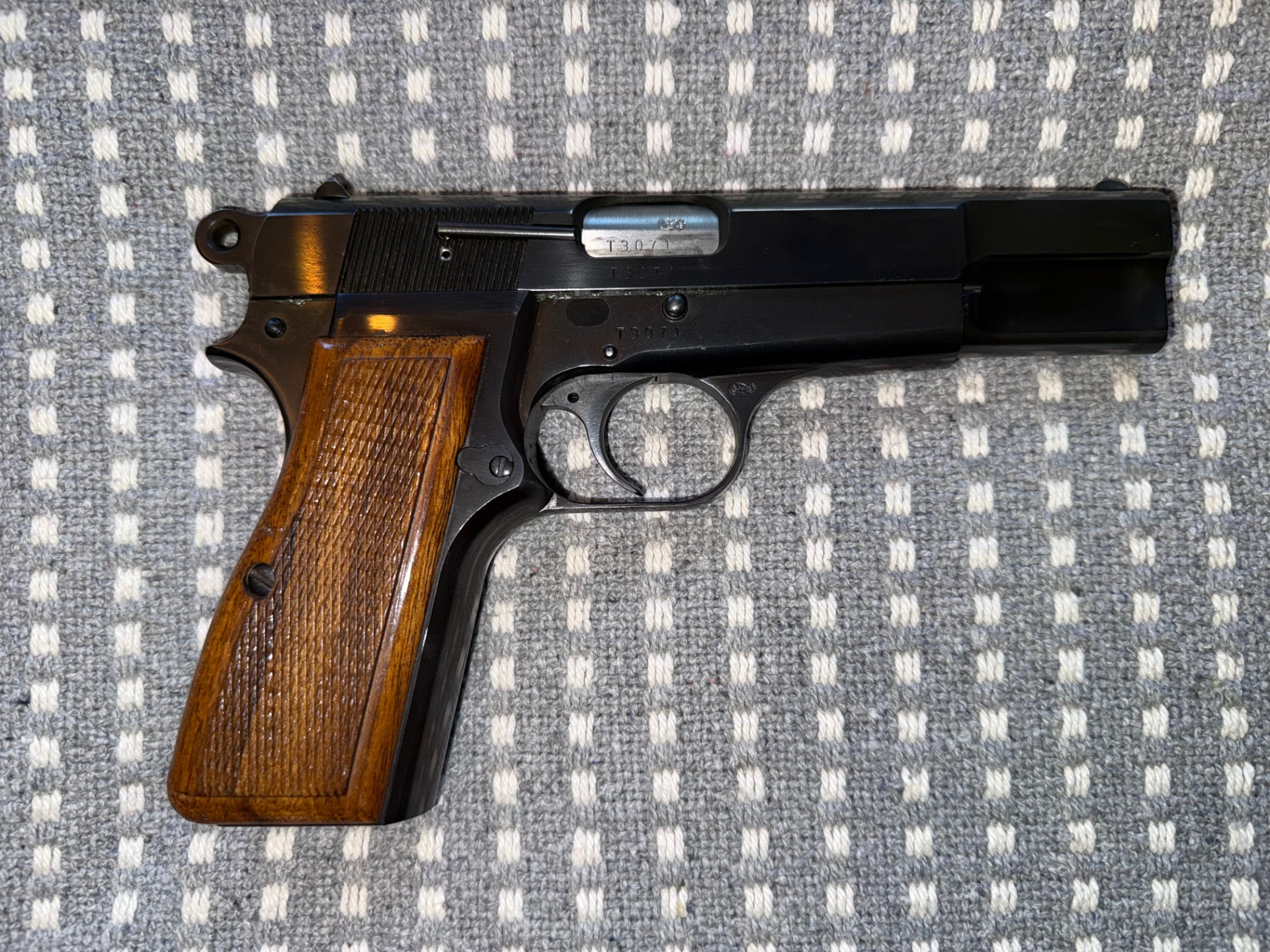 FN Browning HP 35 (High Power) – Bild 2