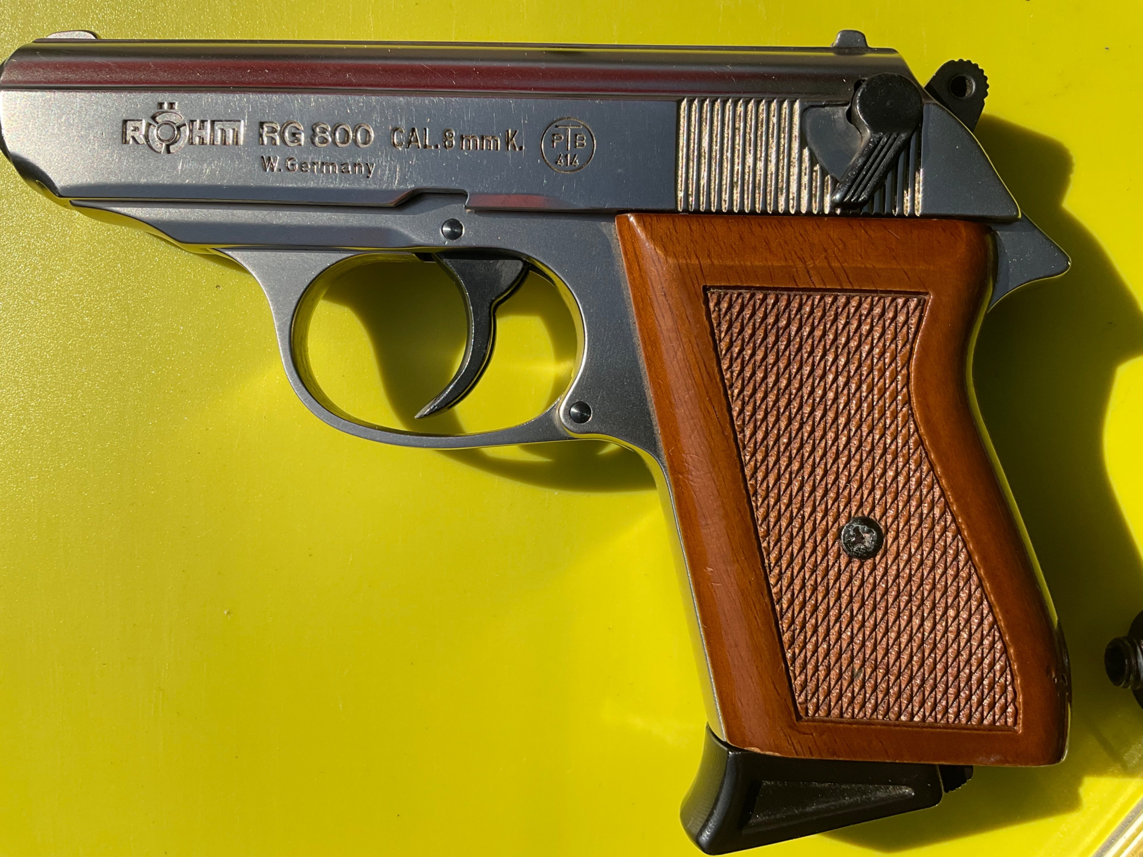 Schreckschusspistole Röhm RG800 vernickelt 8mm – Bild 1