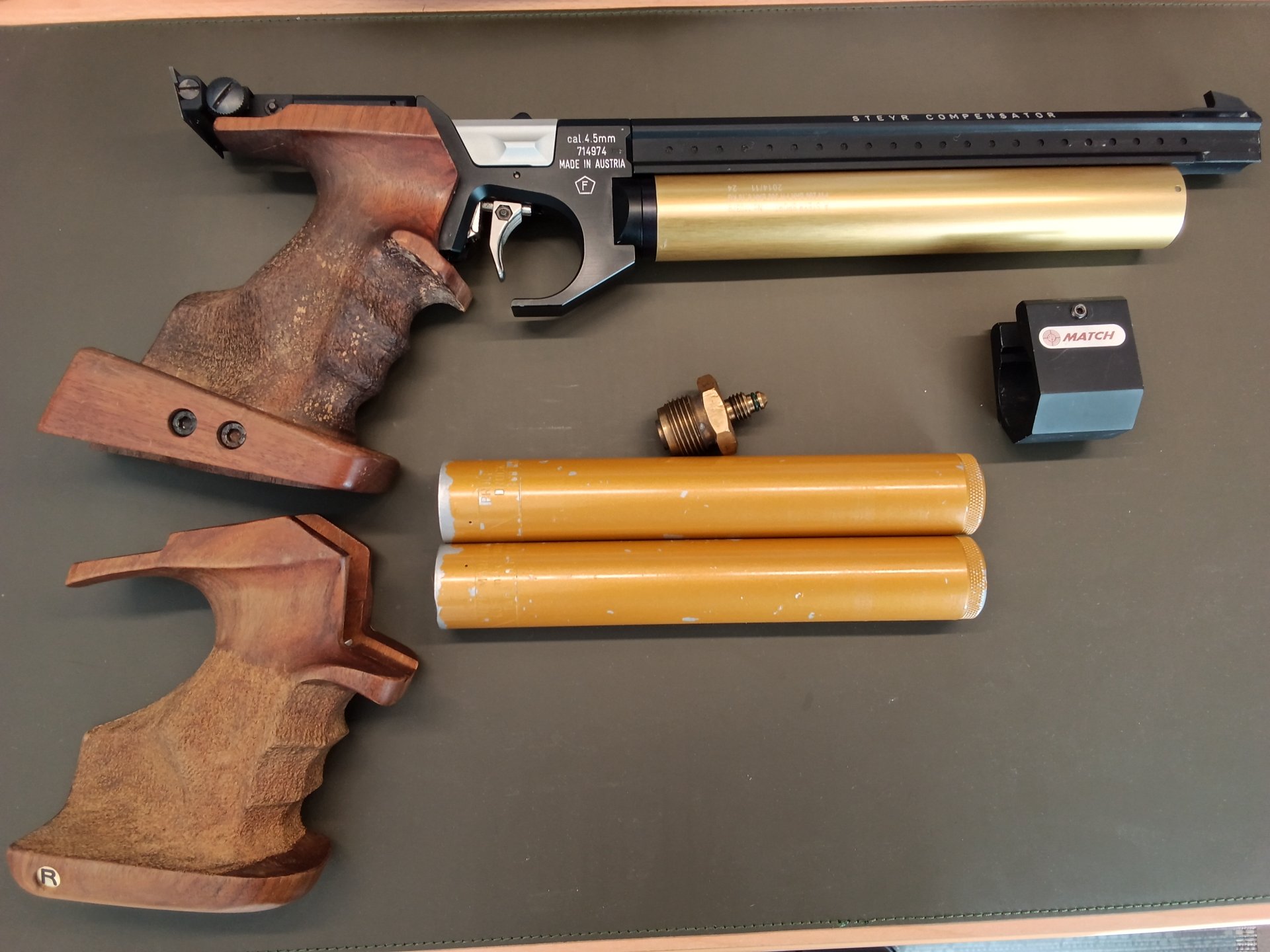 Steyr LP1 Luftpistole Pressluft - überholt – Bild 1
