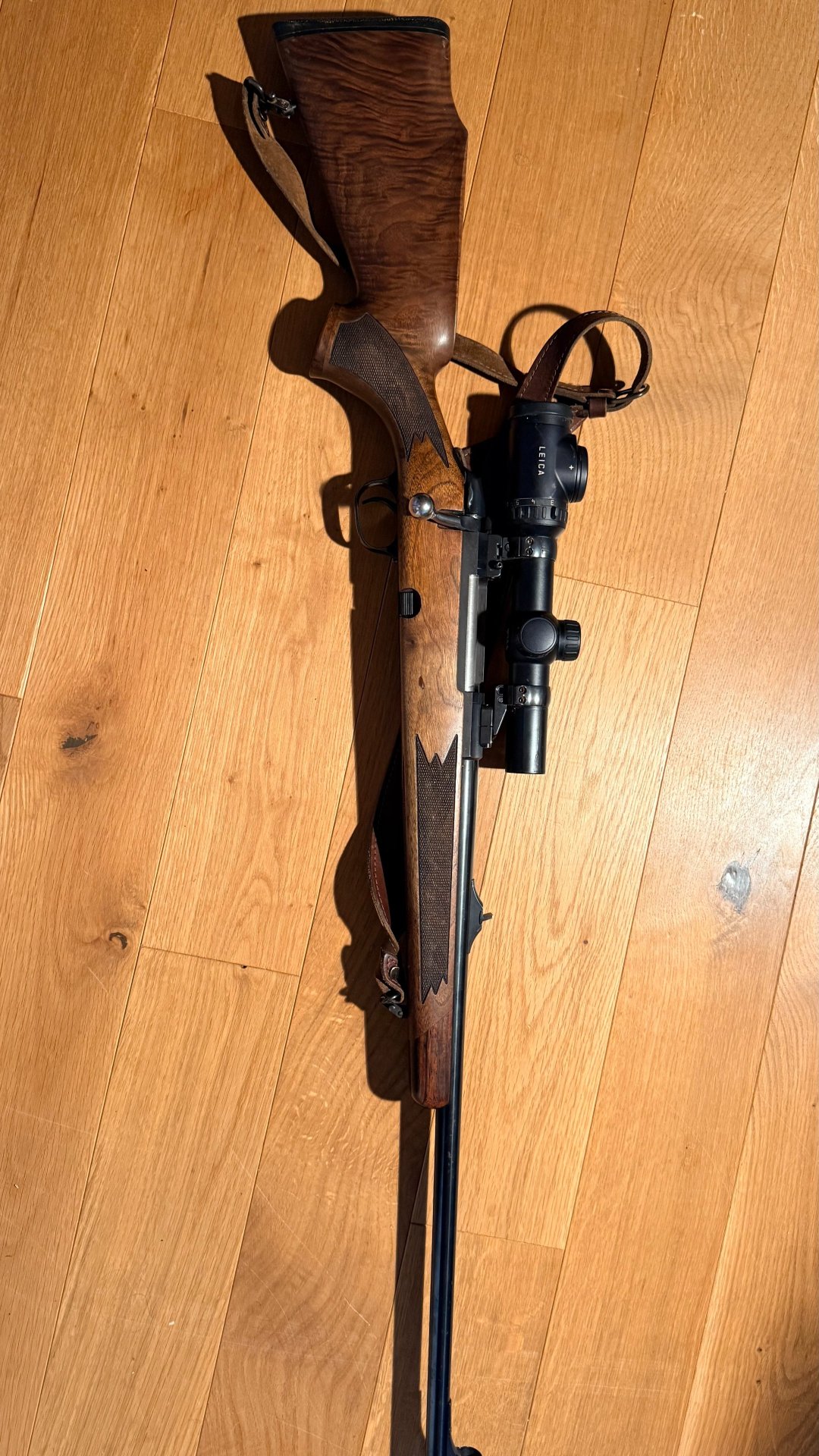Drückjagd Set: Tikka M695 9,3x62 + Leica Magnus 1-6,3x24 – Bild 1