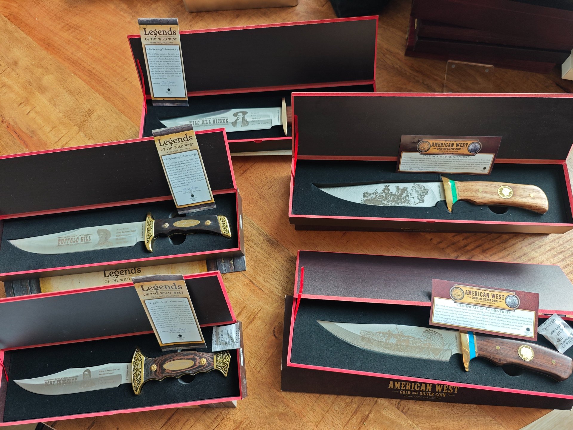 5-teiliges Sammlermesserset „Legends of the Wild West“ & „American West“ – American Mint – Bild 1