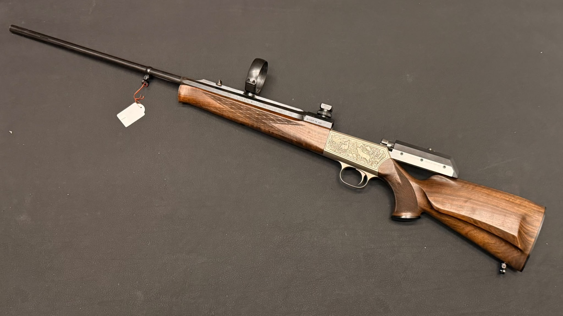 Blaser SR830 Repetierbüchse 6,5x68 | 64cmLL | Magnaport | Gravuren | Zeiss-Montage – Bild 1