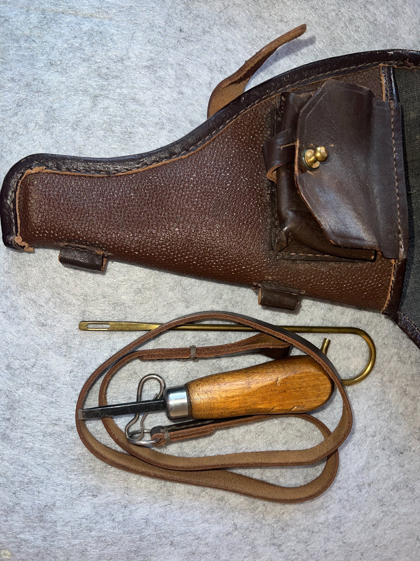 Revolvertasche - Tasche für russischen Revolver Nagant - Arsenalware – Bild 2