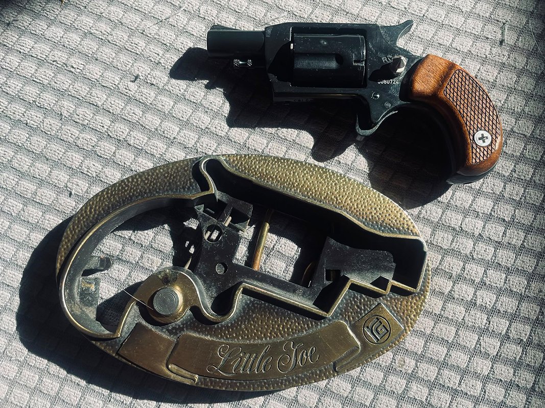 Röhm Little Joe inkl. Gürtelschnalle RÖHM - Schreckschuss Gasrevolver im Kaliber 6 mm, brüniert – Bild 4