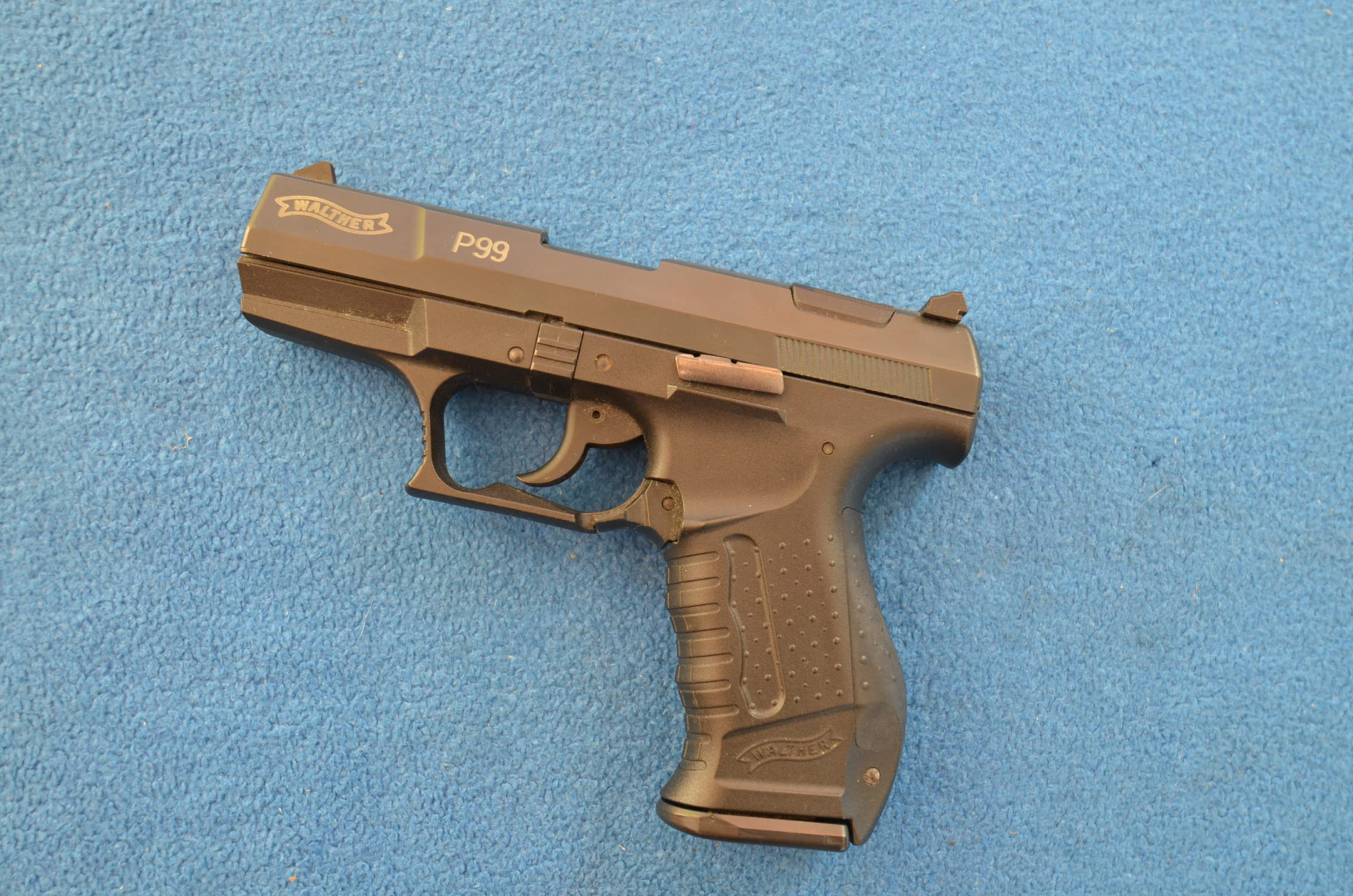 TOP SCHRECKSCHUSS PISTOLE WALTHER P99 9mm PAK IN BOX – Bild 1