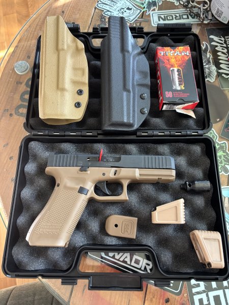 Glock 17 Gen5 Schreckschuss Pistole 9mm P.A.K. coyote neu – Bild 1