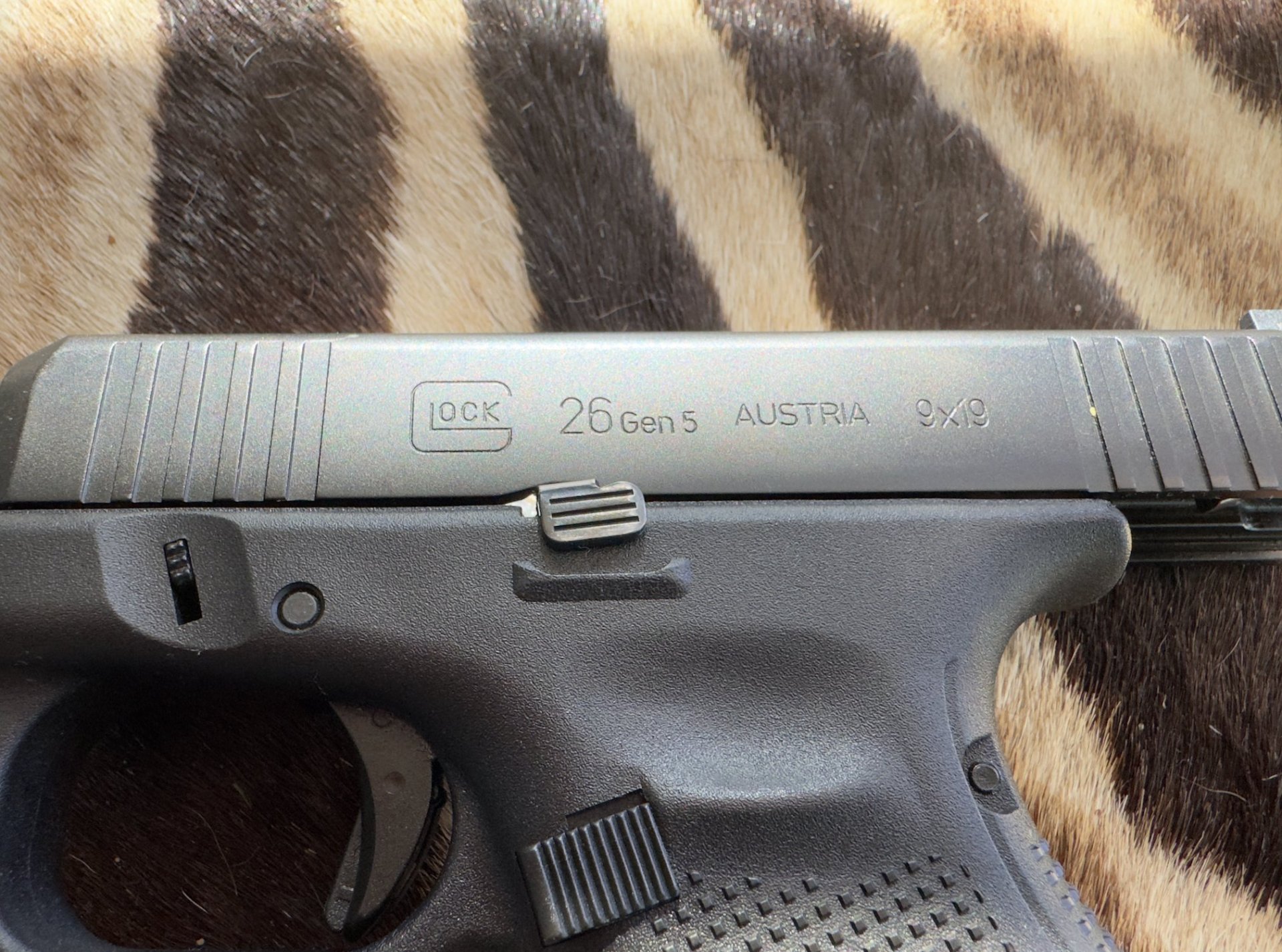 Glock 26 Gen5 9x19 – neuwertig – nur 1x geschossen – 5 Magazine – Bild 4