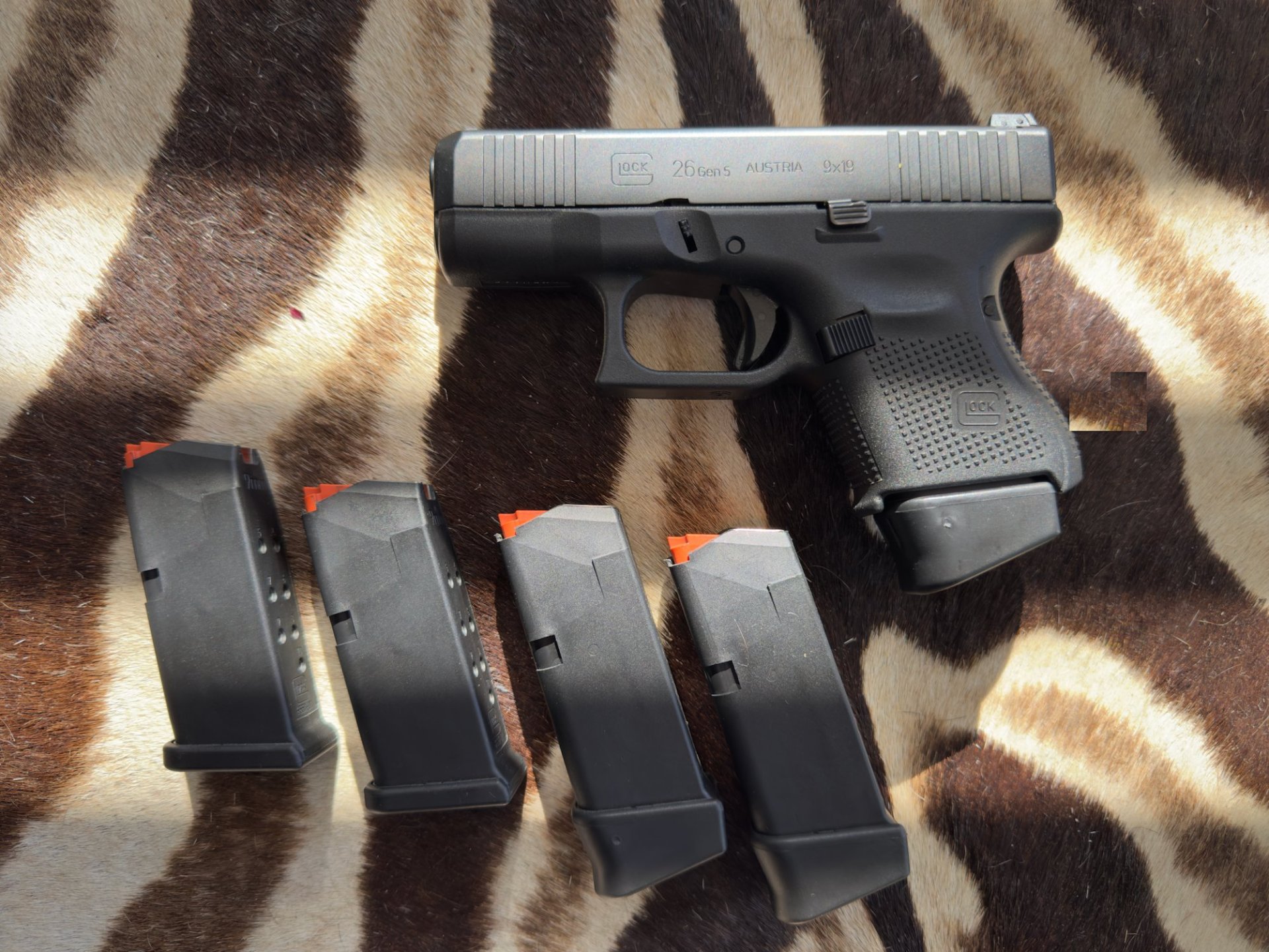 Glock 26 Gen5 9x19 – neuwertig – nur 1x geschossen – 5 Magazine – Bild 3