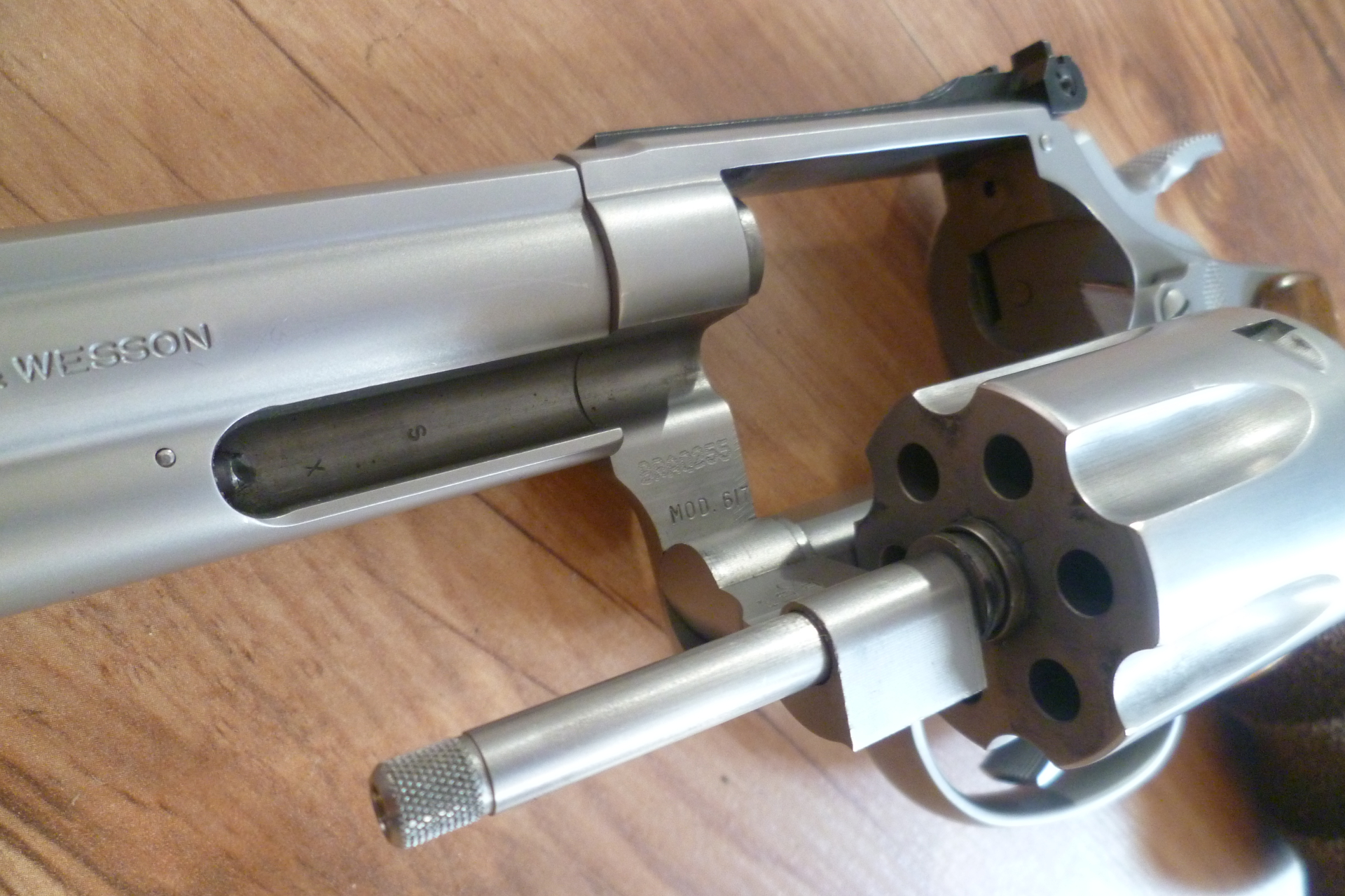 Revolver Smith & Wesson Model 617 Target Champion .22lr. – Bild 5