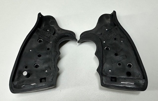 Revolver Griff, Gummi Taurus LG Frame – Bild 3