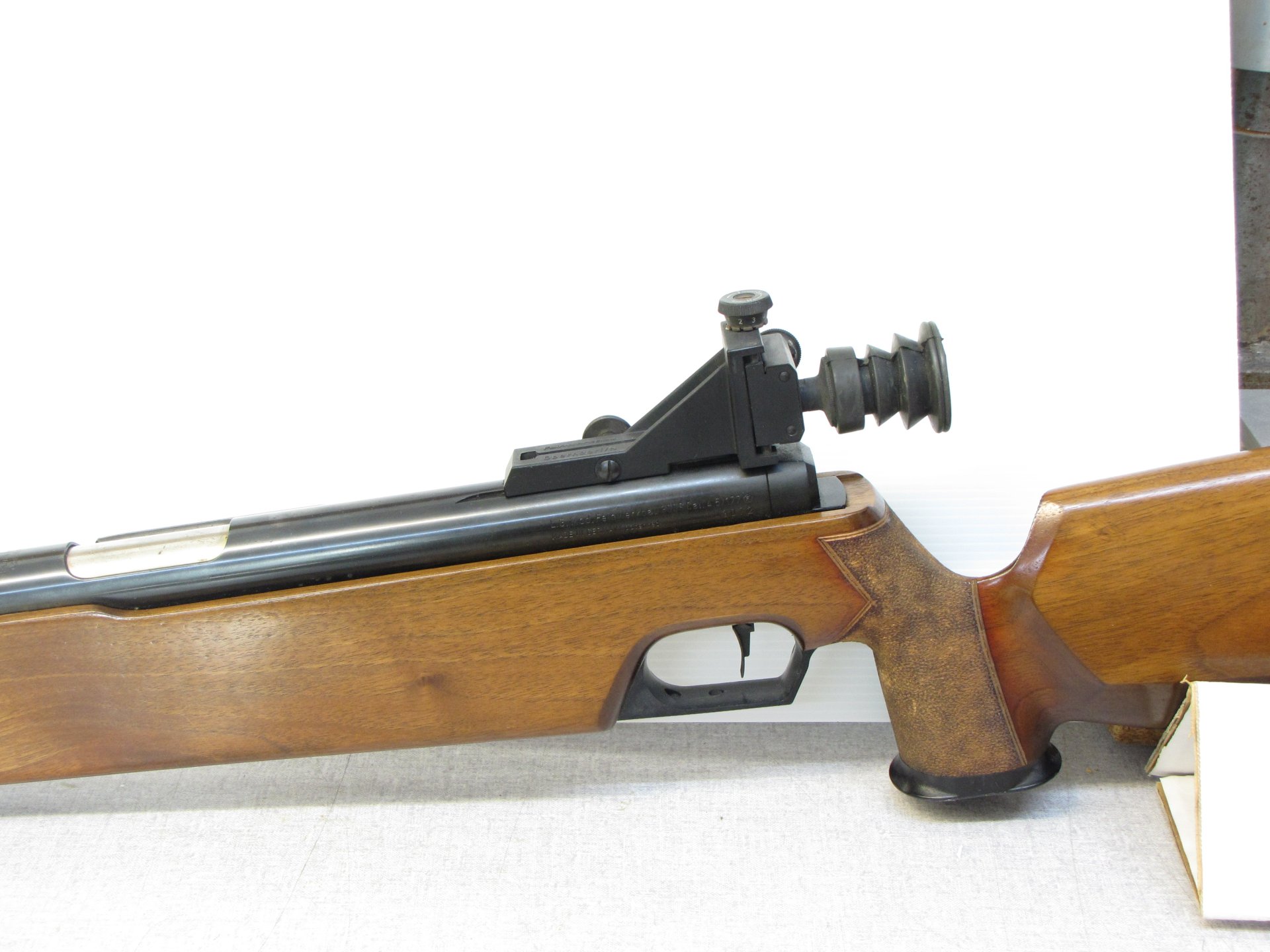 Feinwerkbau 300S Cal. 4,5mm (F-Zeichen) in OVP + RWS Schüttelbox – Bild 5