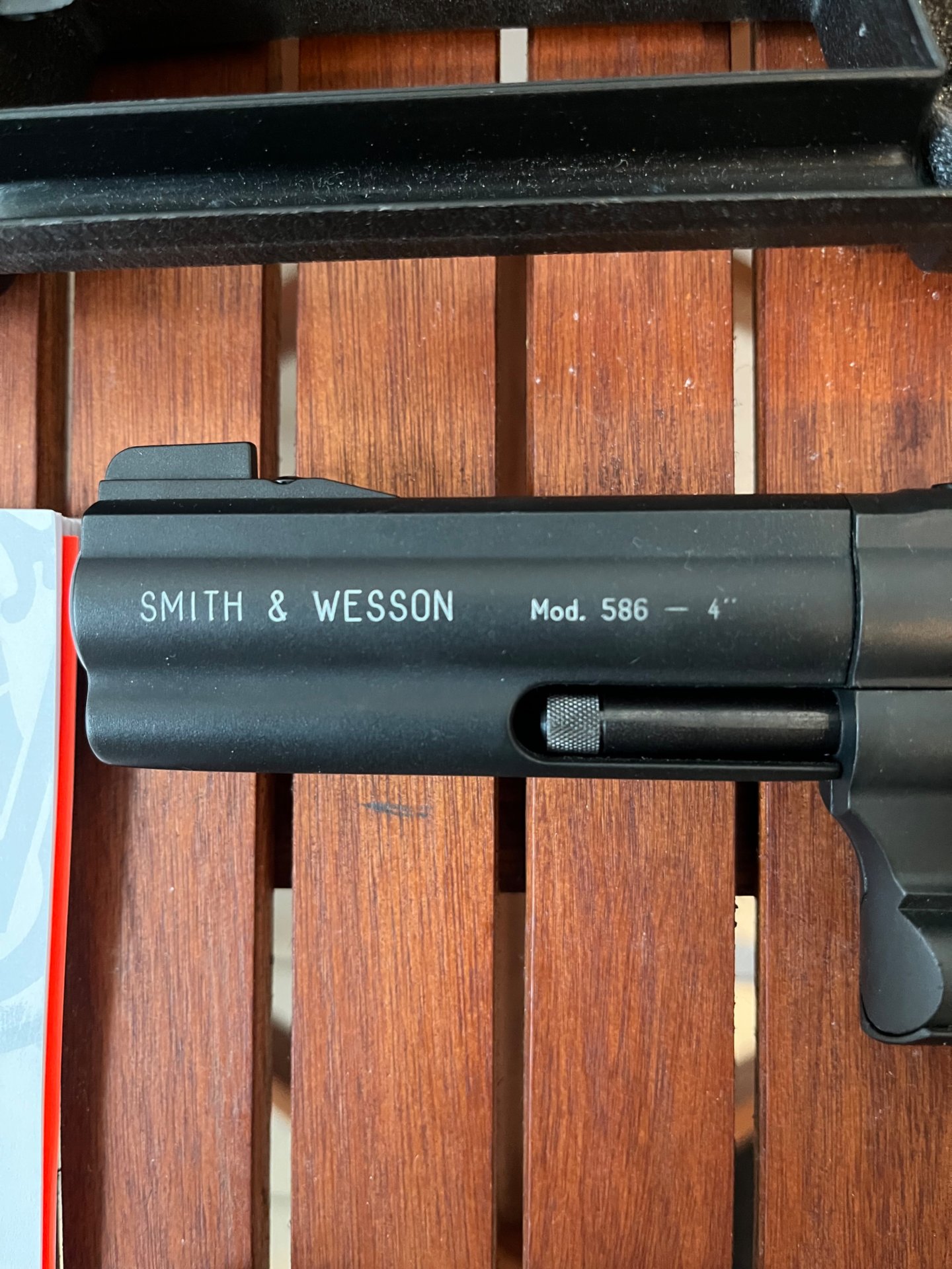 Revolver Smith & Wesson Mod. 586 – Bild 2