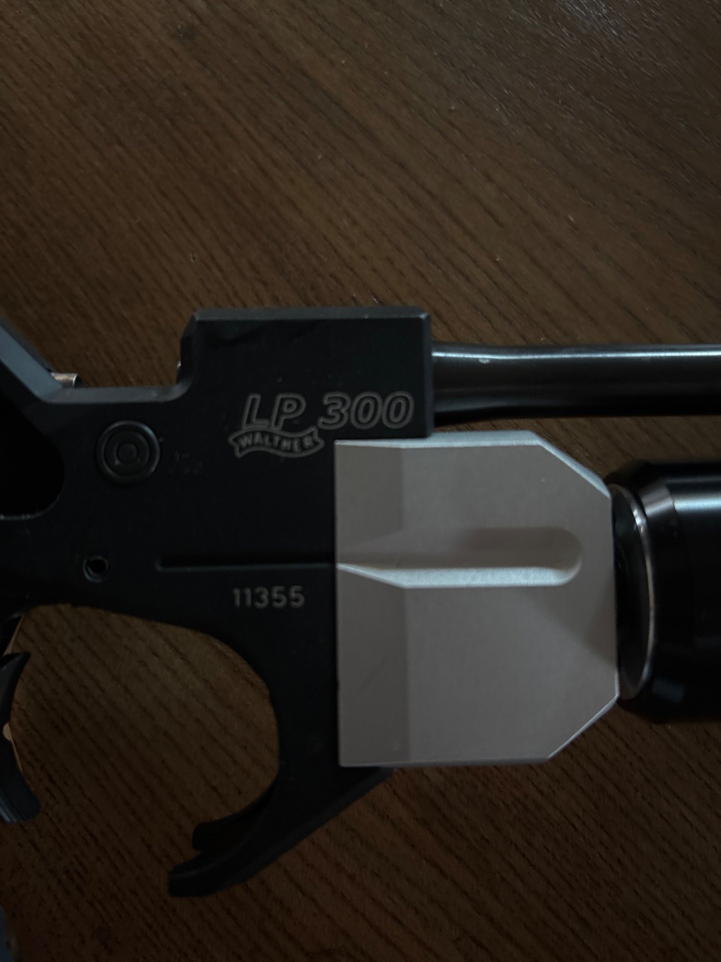 Walther LP300 mit Griff M RECHTS – Bild 3