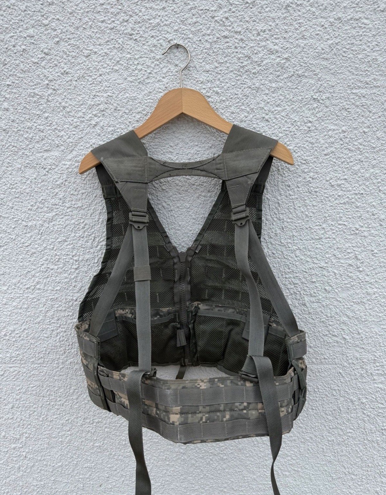 US Army MOLLE II FLC Kampfweste – Fighting Load Carrier – Trageweste – MOLLE Koppeltragegestell – Bild 2