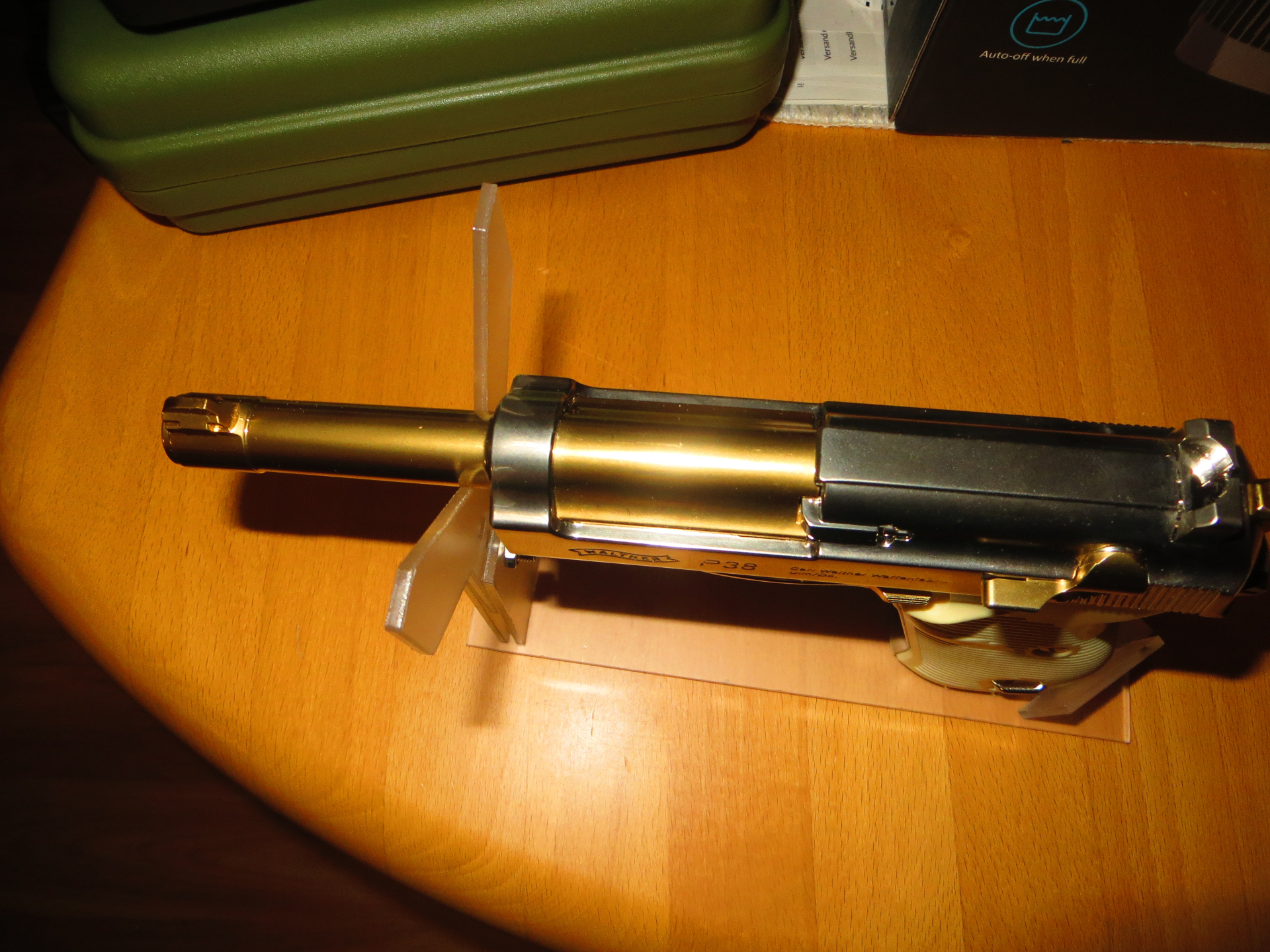 UMAREX WALTHER P38 CO2 "LIMITED-GOLD-EDITION" – Bild 4